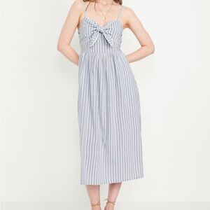 Old Navy Fit-and-Flare Tie-Front Seersucker Midi Dress